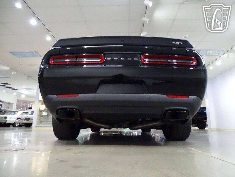 2015 Dodge Challenger SRT Hellcat