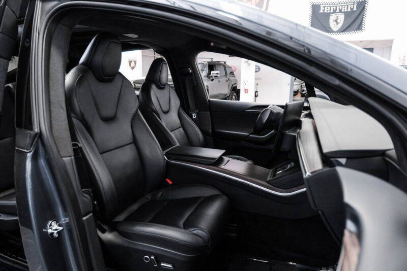 2022 Tesla Model X