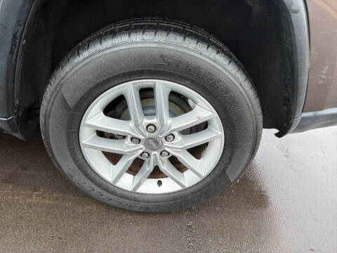 2017 Jeep Grand Cherokee Laredo