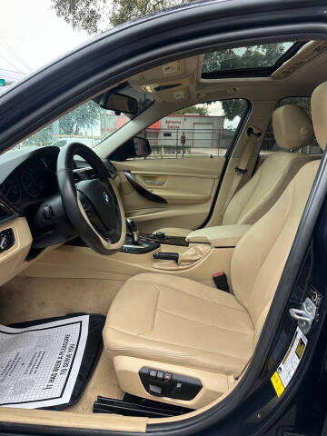 2015 BMW 3 Series 320i