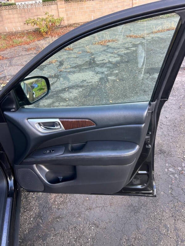 2015 Nissan Pathfinder Platinum