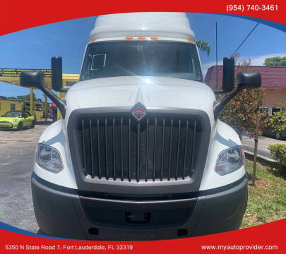 2023 International LT625