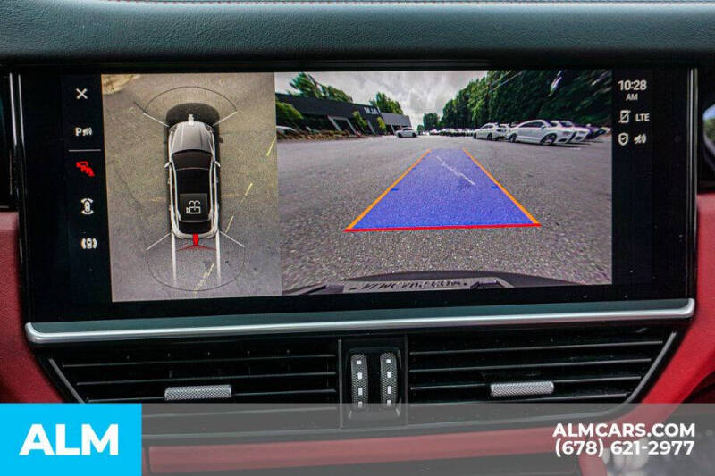 2023 Porsche Cayenne