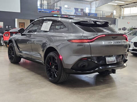 2022 Aston Martin DBX