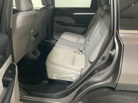 2018 Toyota Highlander LE