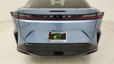 2023 Lexus RZ 450e Luxury