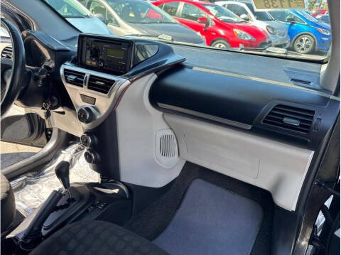 2013 Scion iQ