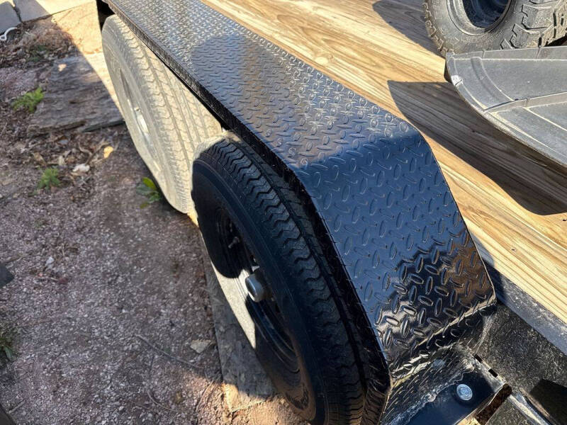 2024 PJ Trailers 1C232