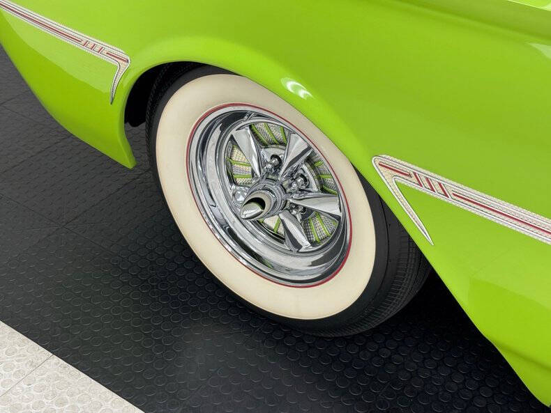 1962 Ford Thunderbird