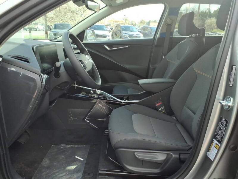 2026 Kia Niro LX