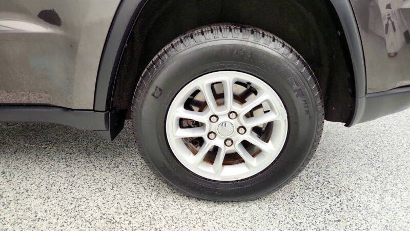 2020 Jeep Grand Cherokee Laredo E