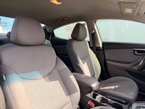 2012 Hyundai Elantra Limited