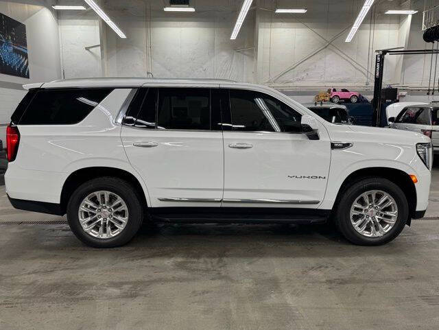 2022 GMC Yukon SLT