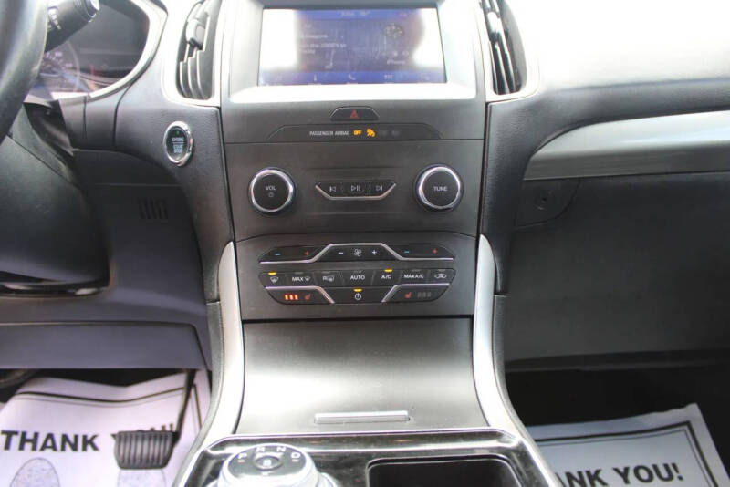 2020 Ford Edge