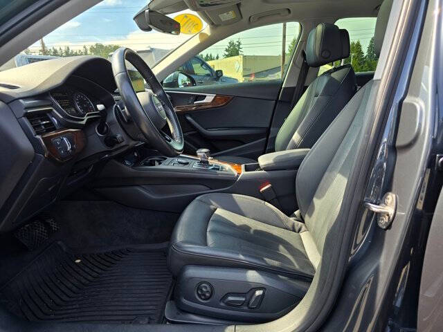 2017 Audi A4 2.0T quattro Premium