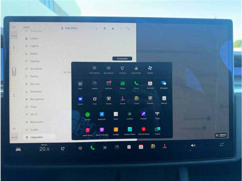 2022 Tesla Model X Plaid