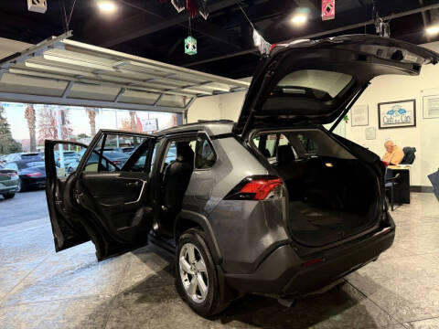 2021 Toyota RAV4 Hybrid XLE Premium