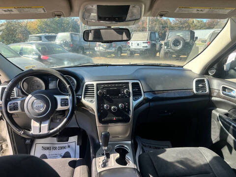 2012 Jeep Grand Cherokee Laredo