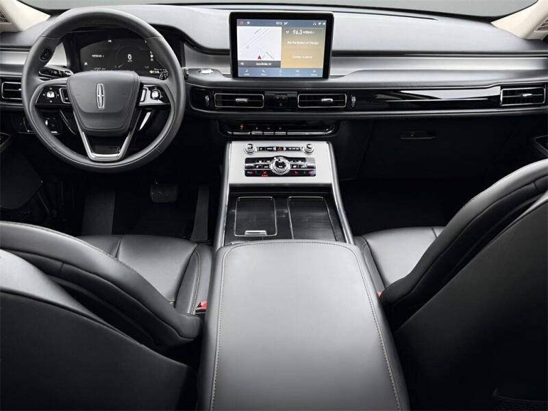 2022 Lincoln Aviator Standard