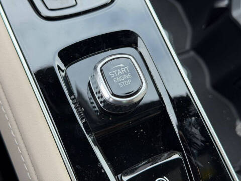 2026 Volvo XC90 B6 Plus 7P