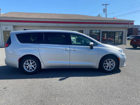 2023 Chrysler Pacifica Touring L