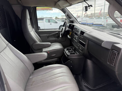 2020 Chevrolet Express 2500