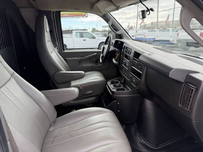 2020 Chevrolet Express 2500