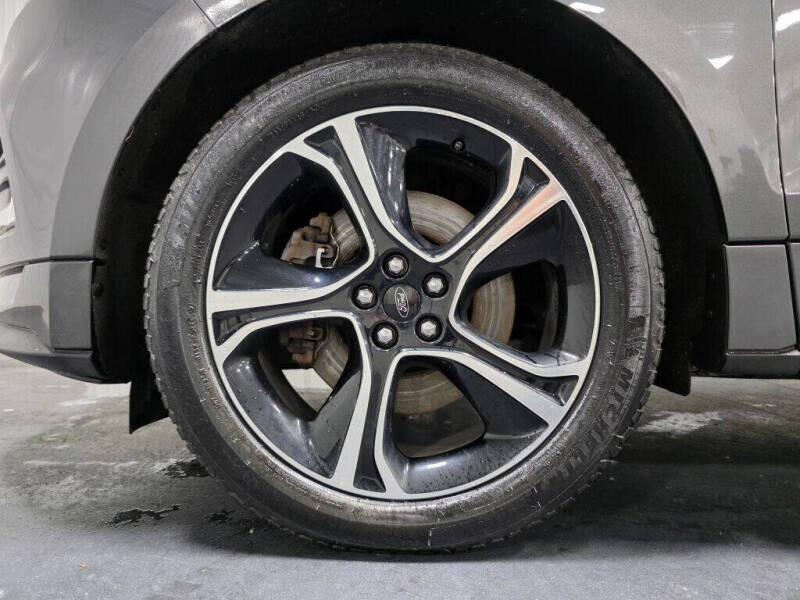 2019 Ford Edge ST