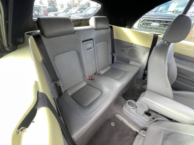 2006 Volkswagen New Beetle Convertible 2.5 PZEV