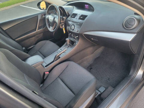 2012 Mazda MAZDA3 i Touring