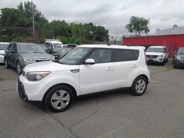 2016 Kia Soul +