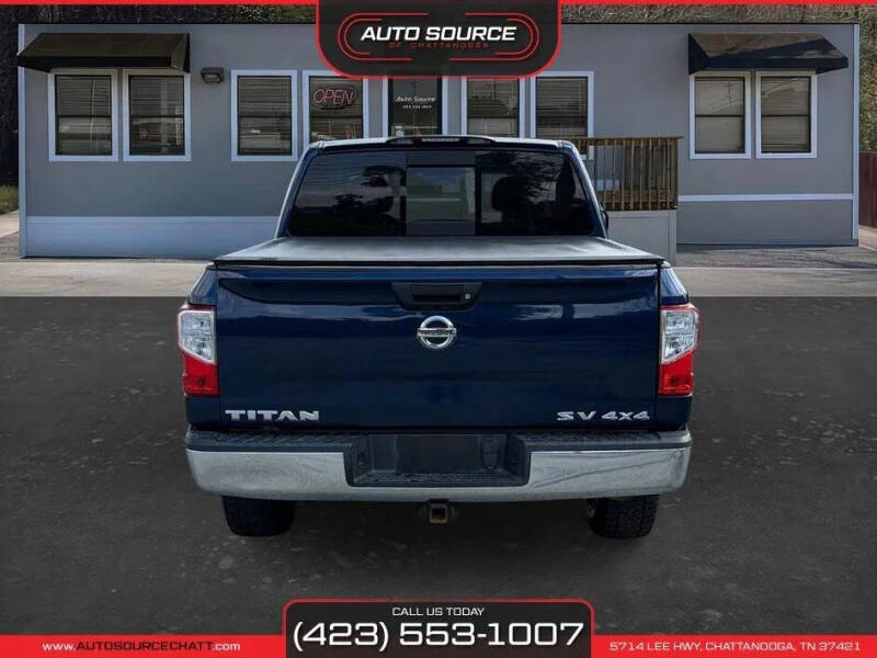 2017 Nissan Titan