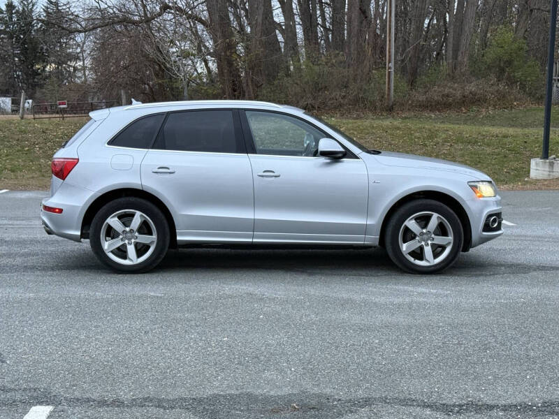 2012 Audi Q5 3.2 quattro Premium Plus