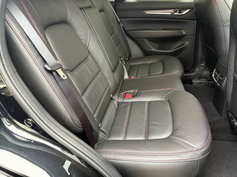 2025 Mazda CX-5 2.5 S Carbon Edition