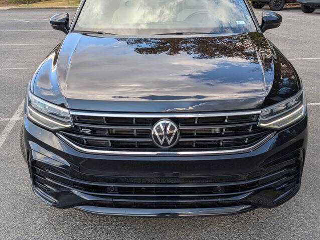 2023 Volkswagen Tiguan SE R-Line Black