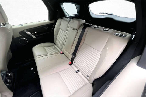 2023 Land Rover Discovery Sport P250 SE