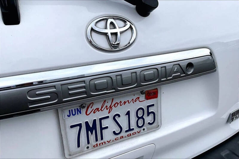 2015 Toyota Sequoia Limited