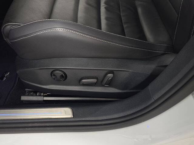 2016 Volkswagen Golf R