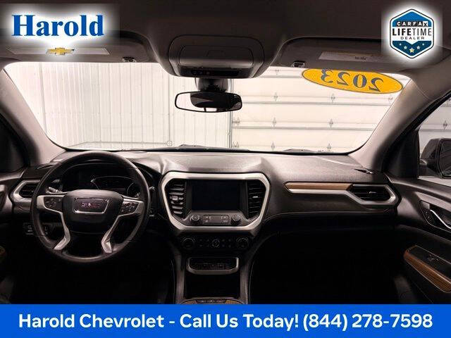 2023 GMC Acadia