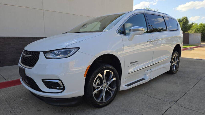2022 Chrysler Pacifica Pinnacle
