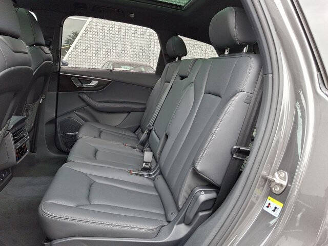 2025 Audi Q7 quattro Premium Plus 55 TFSI