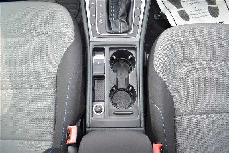 2016 Volkswagen e-Golf SE