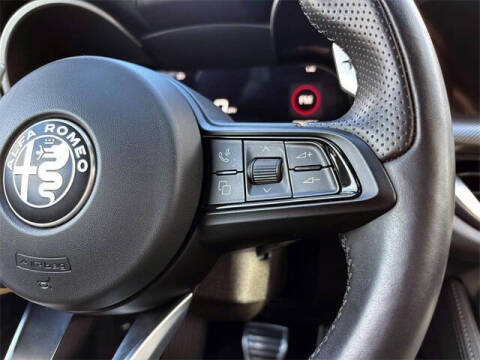 2024 Alfa Romeo Stelvio Veloce