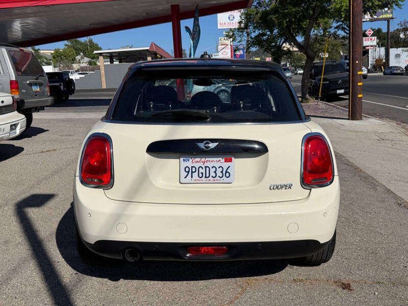 2018 MINI Hardtop 4 Door Cooper