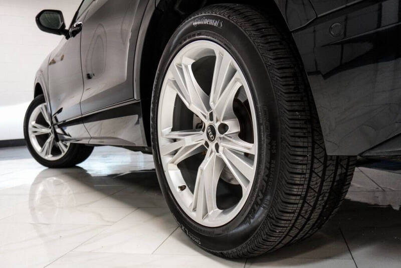 2022 Audi Q8 quattro Premium Plus 55 TFSI