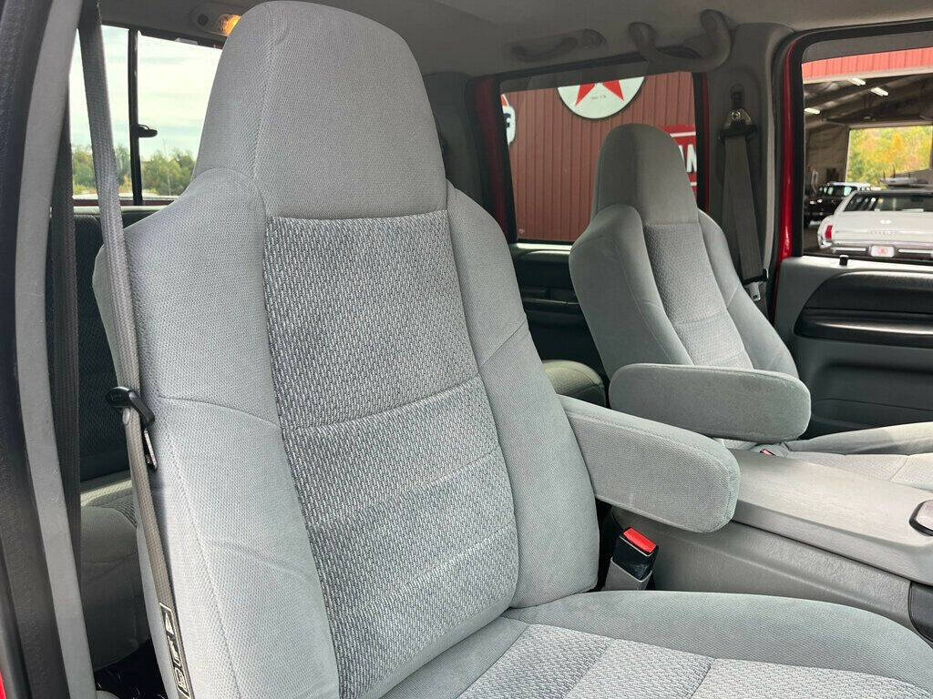 2003 Ford F-350 Super Duty 57