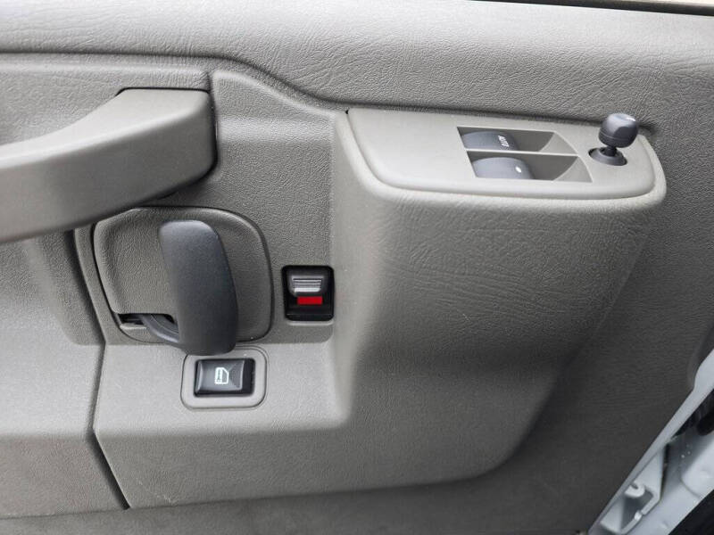 2023 GMC Savana 2500