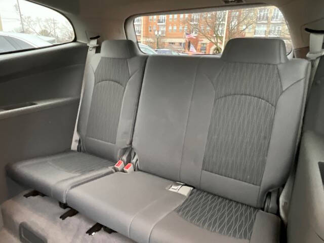 2017 Chevrolet Traverse LS