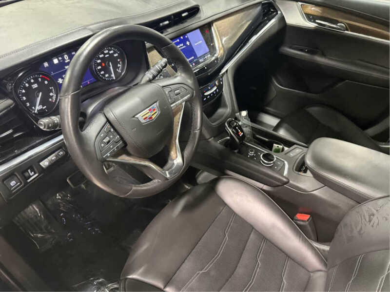 2021 Cadillac XT6 Sport