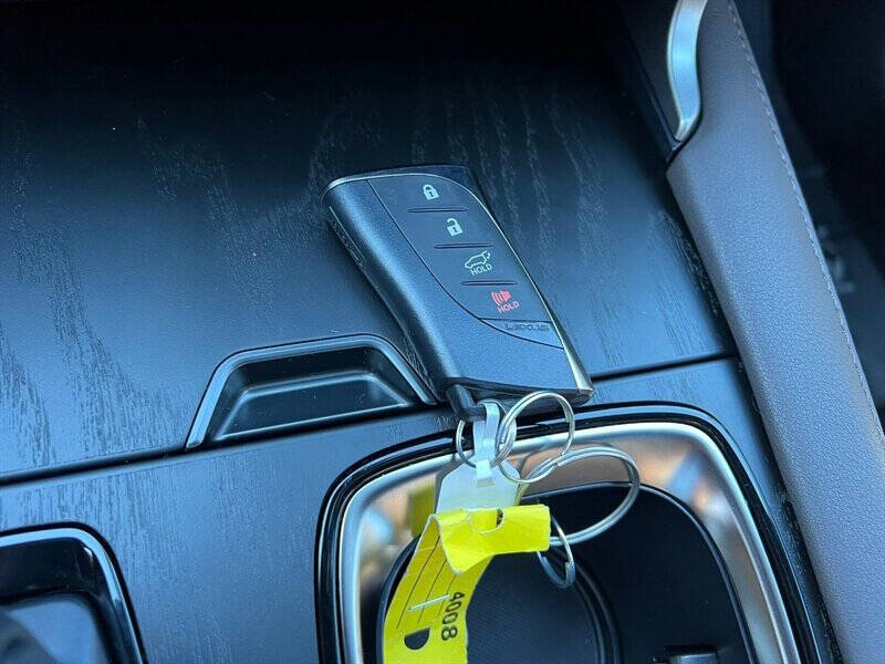 2024 Lexus RX 450h+ Luxury